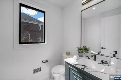 401 B Grand Avenue 401 B #401 B, Leonia, NJ 07605 - Photo 6