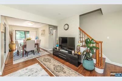 54 Hasbrouck Avenue, Hasbrouck Heights, NJ 07604 - Photo 12
