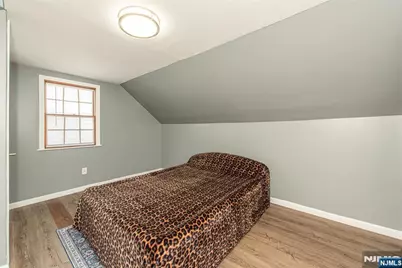 54 Hasbrouck Avenue, Hasbrouck Heights, NJ 07604 - Photo 24