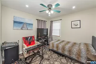 54 Hasbrouck Ave, Hasbrouck Heights, NJ 07604 - Photo 20