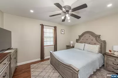 54 Hasbrouck Avenue, Hasbrouck Heights, NJ 07604 - Photo 18