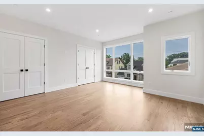 55 Washington Avenue, Cliffside Park, NJ 07010 - Photo 24