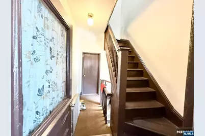 37 Krueger Place, Passaic, NJ 07055 - Photo 2