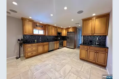 100 1st Avenue, Hawthorne, NJ 07506 - Photo 4
