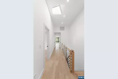 264 Grant Avenue, Cliffside Park, NJ 07010 - Photo 34