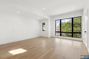 264 Grant Ave, Cliffside Park, NJ 07010 - Photo 8