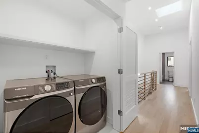 264 Grant Avenue, Cliffside Park, NJ 07010 - Photo 36