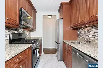 25 Jefferson Street 6D #6D, Hackensack, NJ 07601 - Photo 6
