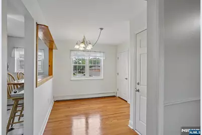 1279 Valley Road B #B, Wayne, NJ 07470 - Photo 8