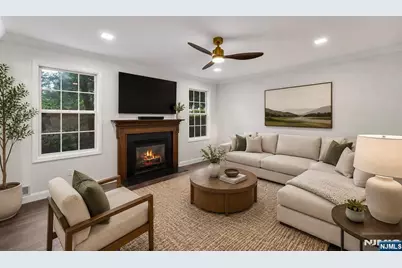 64 George Russell Way 36 #36, Clifton, NJ 07013 - Photo 4