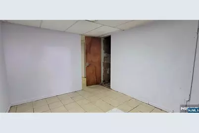 78 Van Buren Street, Passaic, NJ 07055 - Photo 26