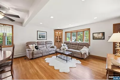 355 Woodland Road, New Milford, NJ 07646 - Photo 8