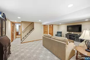 355 Woodland Rd, New Milford, NJ 07646 - Photo 34