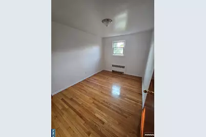 350 Park Avenue 5 #5, Fairview, NJ 07022 - Photo 8