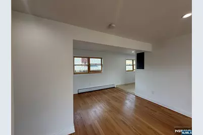 307 9th Street 3A #3A, Fairview, NJ 07022 - Photo 6