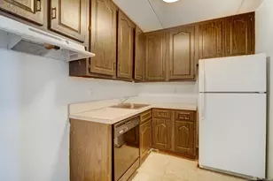 250 Gorge Road 18E, Cliffside Park, NJ 07010 - Photo 10
