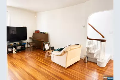 1105 Anderson Avenue, Fort Lee, NJ 07024 - Photo 2