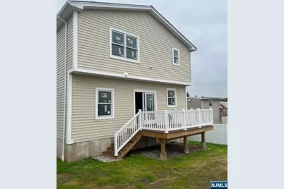 184 Philip Avenue, Elmwood Park, NJ 07407 - Photo 2