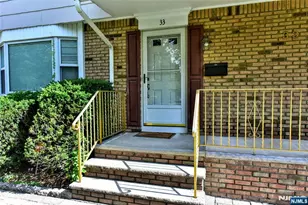 33 Millar Ct A, Paramus, NJ 07462 - Photo 2