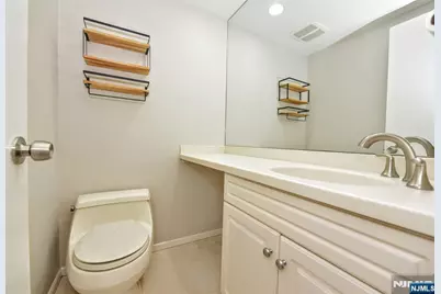 33 Millar Court A #A, Paramus, NJ 07462 - Photo 16