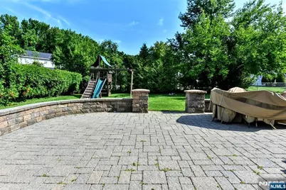 33 Millar Court A #A, Paramus, NJ 07462 - Photo 32