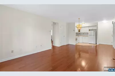 1419 Faulkner Court, Mahwah, NJ 07430 - Photo 12