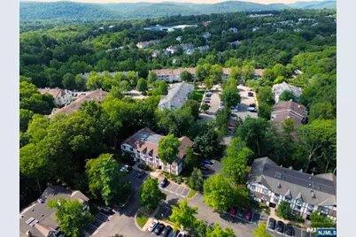 1419 Faulkner Court, Mahwah, NJ 07430 - Photo 22