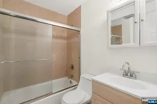1419 Faulkner Ct, Mahwah, NJ 07430 - Photo 18