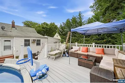 1053 Carnation Drive, New Milford, NJ 07646 - Photo 30