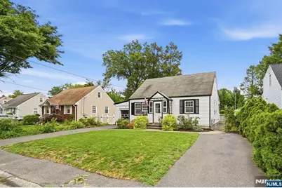 1053 Carnation Drive, New Milford, NJ 07646 - Photo 2