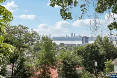6 Old Wood Road, Edgewater, NJ 07020 - Photo 10
