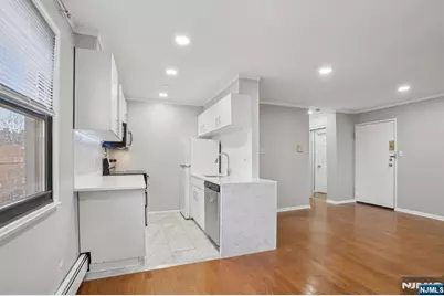 56-58 68th Street 7 #7, Guttenberg, NJ 07093 - Photo 10