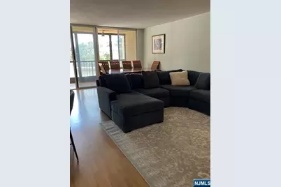 200 Winston Drive L18 #L18, Cliffside Park, NJ 07010 - Photo 14