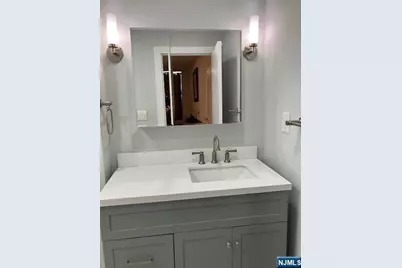 200 Winston Drive L18 #L18, Cliffside Park, NJ 07010 - Photo 30