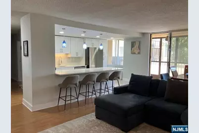 200 Winston Drive L18 #L18, Cliffside Park, NJ 07010 - Photo 12