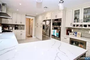 9 Watch Hill Rd, Mahwah, NJ 07430 - Photo 14