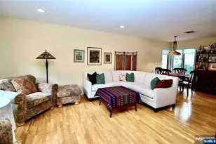 9 Watch Hill Rd, Mahwah, NJ 07430 - Photo 6