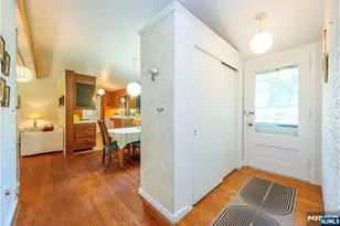53 Old Wood Rd, Morris Plains Borough, NJ 07950 - Photo 18
