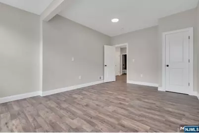 89 Schley Street, Newark, NJ 07112 - Photo 8