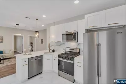 89 Schley Street, Newark, NJ 07112 - Photo 16