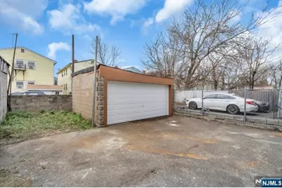 89 Schley Street, Newark, NJ 07112 - Photo 34