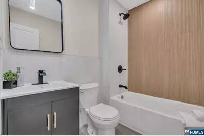 89 Schley Street, Newark, NJ 07112 - Photo 30