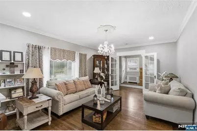 138 Elder Avenue, Bergenfield, NJ 07621 - Photo 6