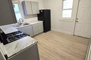 14 Triton Terrace, Newark, NJ 07104 - Photo 10