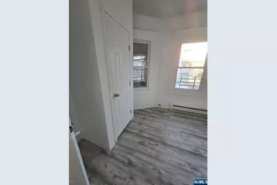 14 Triton Terrace, Newark, NJ 07104 - Photo 8