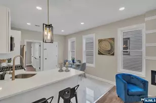 149 Wegman Pkwy, Jersey City, NJ 07305 - Photo 32