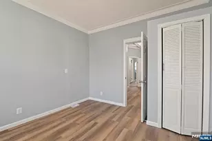 149 Wegman Pkwy, Jersey City, NJ 07305 - Photo 14