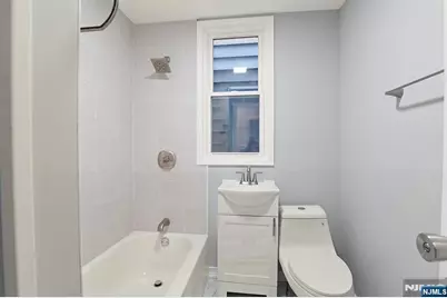 149 Wegman Parkway, Jersey City, NJ 07305 - Photo 12