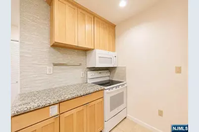 399 11th Street 205 #205, Palisades Park, NJ 07650 - Photo 6