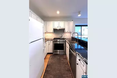 612 West Ridge Mews, Wood Ridge, NJ 07075 - Photo 8